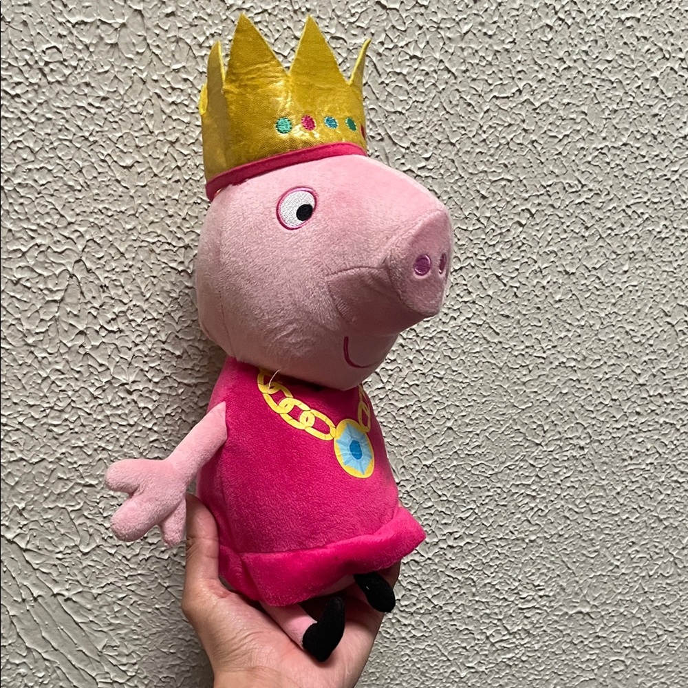 Peppa Pig Princess N' Oink Peppa Plush